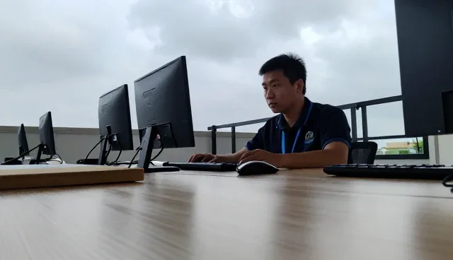 高峰期运行应用中的技术开发特点